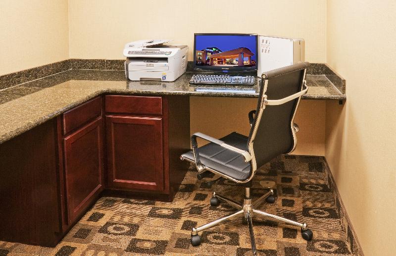 Holiday Inn Express And Suites Hotel - Pauls Valley By Ihg Esterno foto